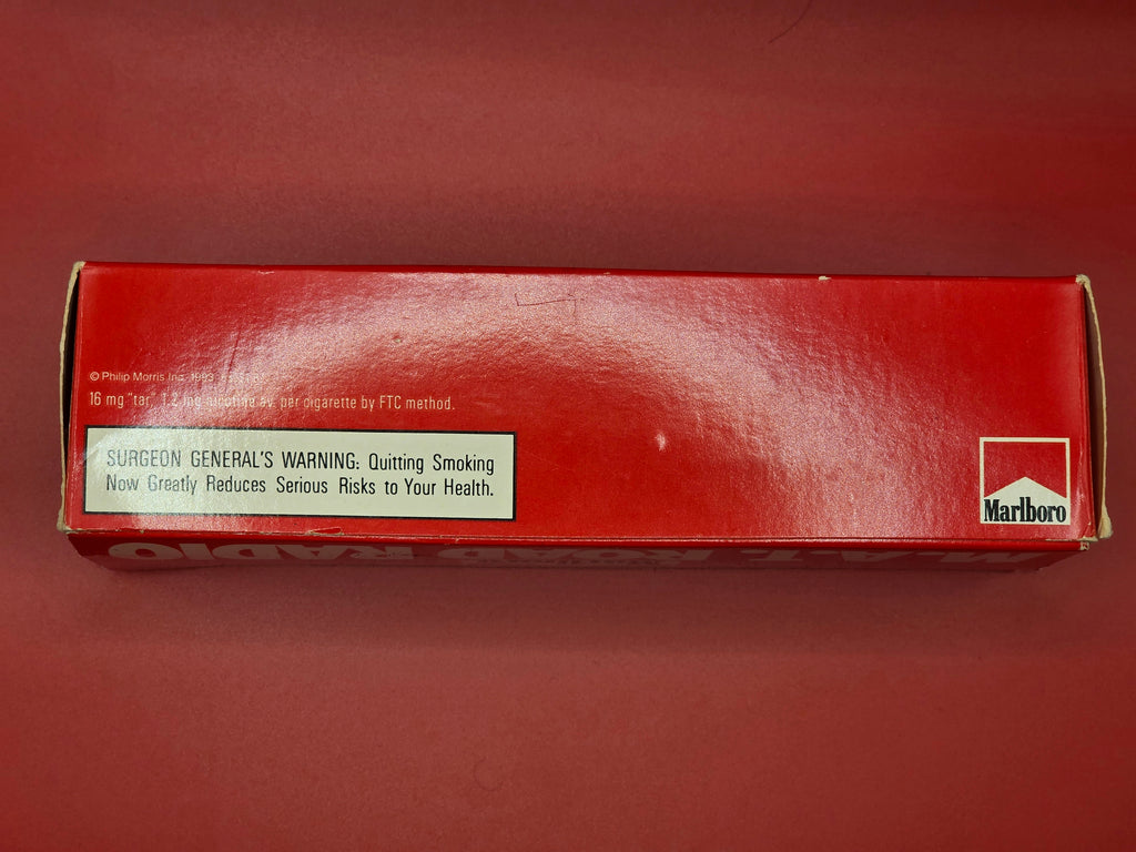 Marlboro Radio/Flashlight